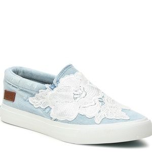 BLOWFISH Madios slip on denim floral sneaker
